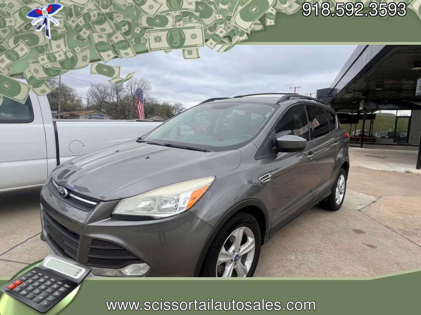 2013 GRAY Ford Escape SE FWD (1FMCU0GX4DU) with an 1.6L L4 DOHC 16V engine, 6-Speed Automatic transmission, located at 8101 E. Skelly Dr., Tulsa, OK, 74129, (918) 592-3593, 36.121891, -95.888802 - Photo#0